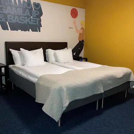 Hotel N 3*